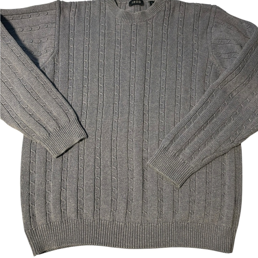 Izod Men's light blue Cable Knit Crewneck Sweater medium